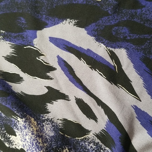 🥳Host Pick🥳 Kasper Purple and Black Animal Print Top - Picture 6 of 6
